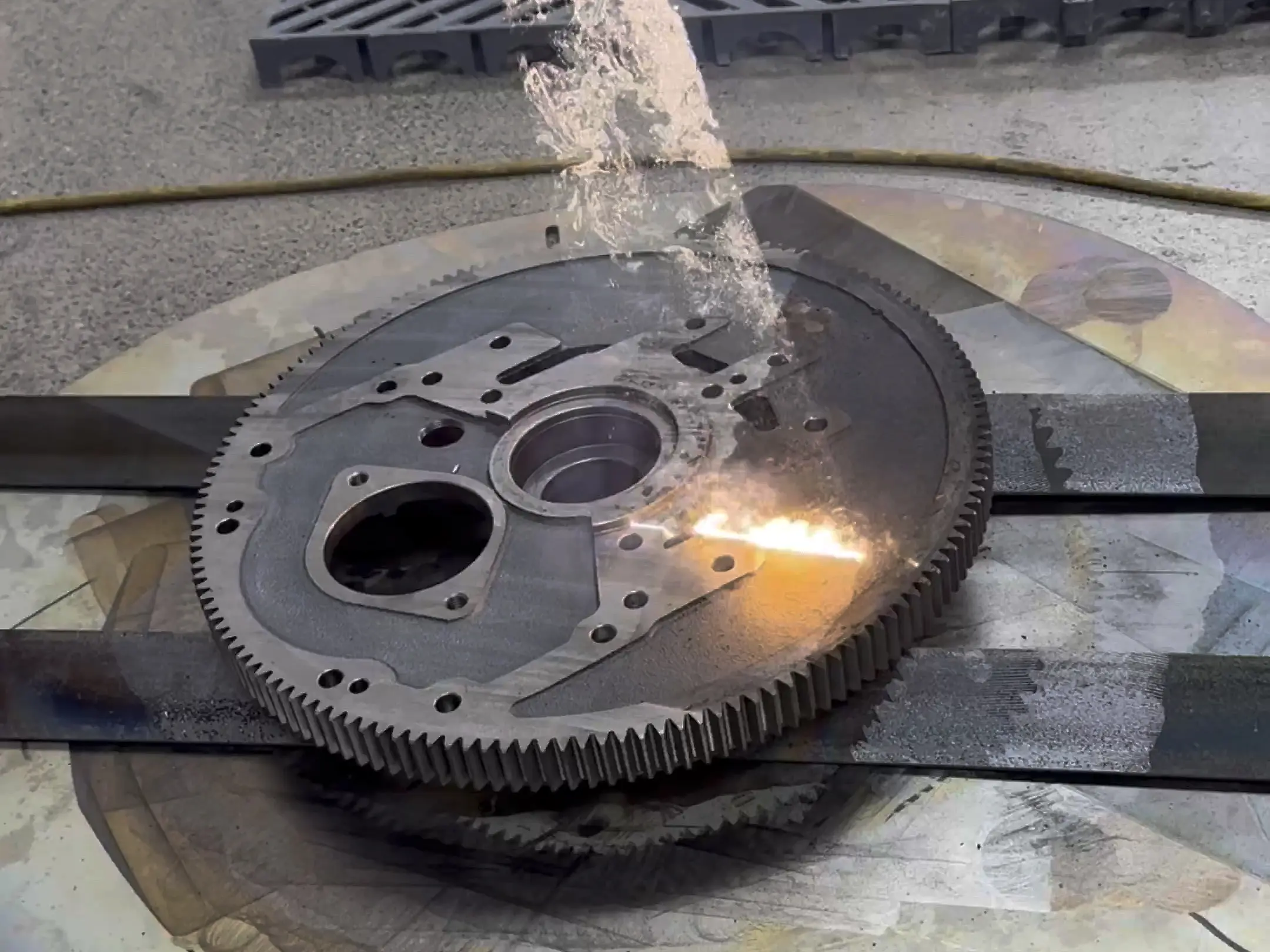 Use of gas in laser welding machines 2